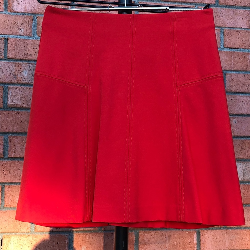 Sz 2 TALL Loft Red Skirt